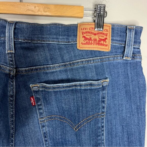 Levi's 726 High Rise Flare Jeans (plus Size) Medium Indigo Blue, size 18W - Picture 8 of 16